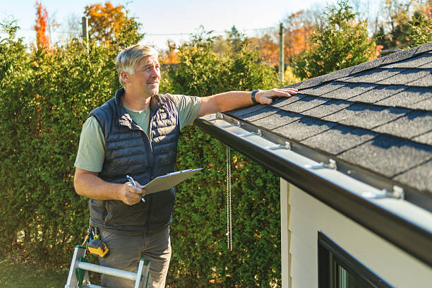 Professional Roofing technician working in New Troy, MI